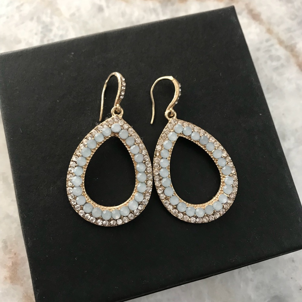 Light blue and zirconium earrings